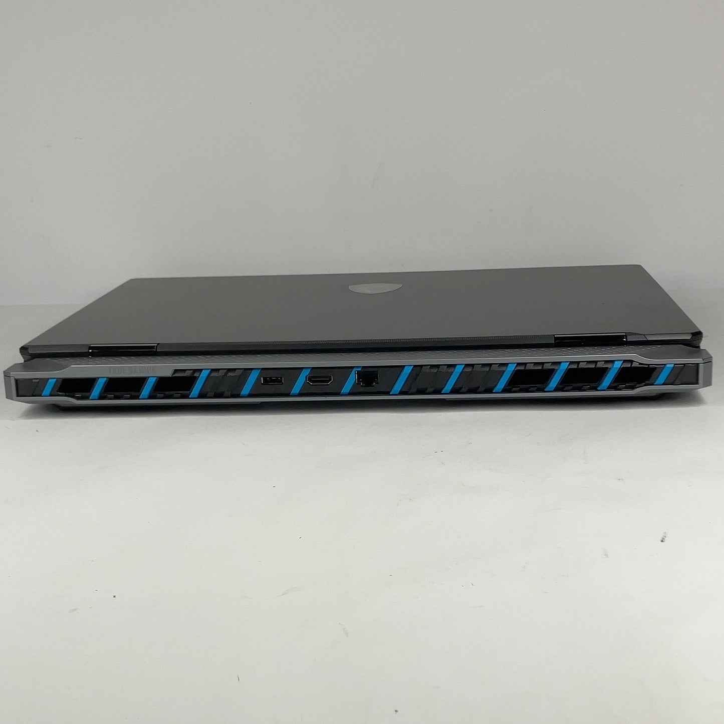 MSI Titan 18 HX AI 18" Ultra 9 285HX 2.8GHz 96GB RAM 2TB SSD GeForce RTX 5090