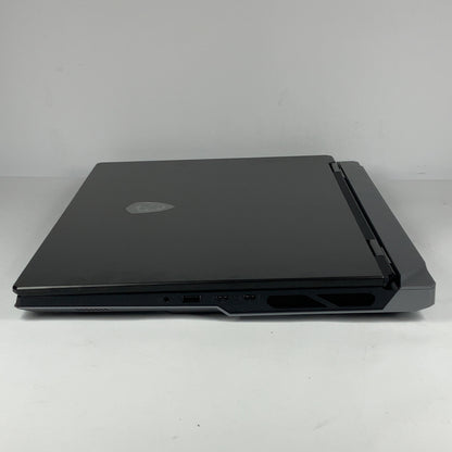 MSI Titan 18 HX AI 18" Ultra 9 285HX 2.8GHz 96GB RAM 2TB SSD GeForce RTX 5090