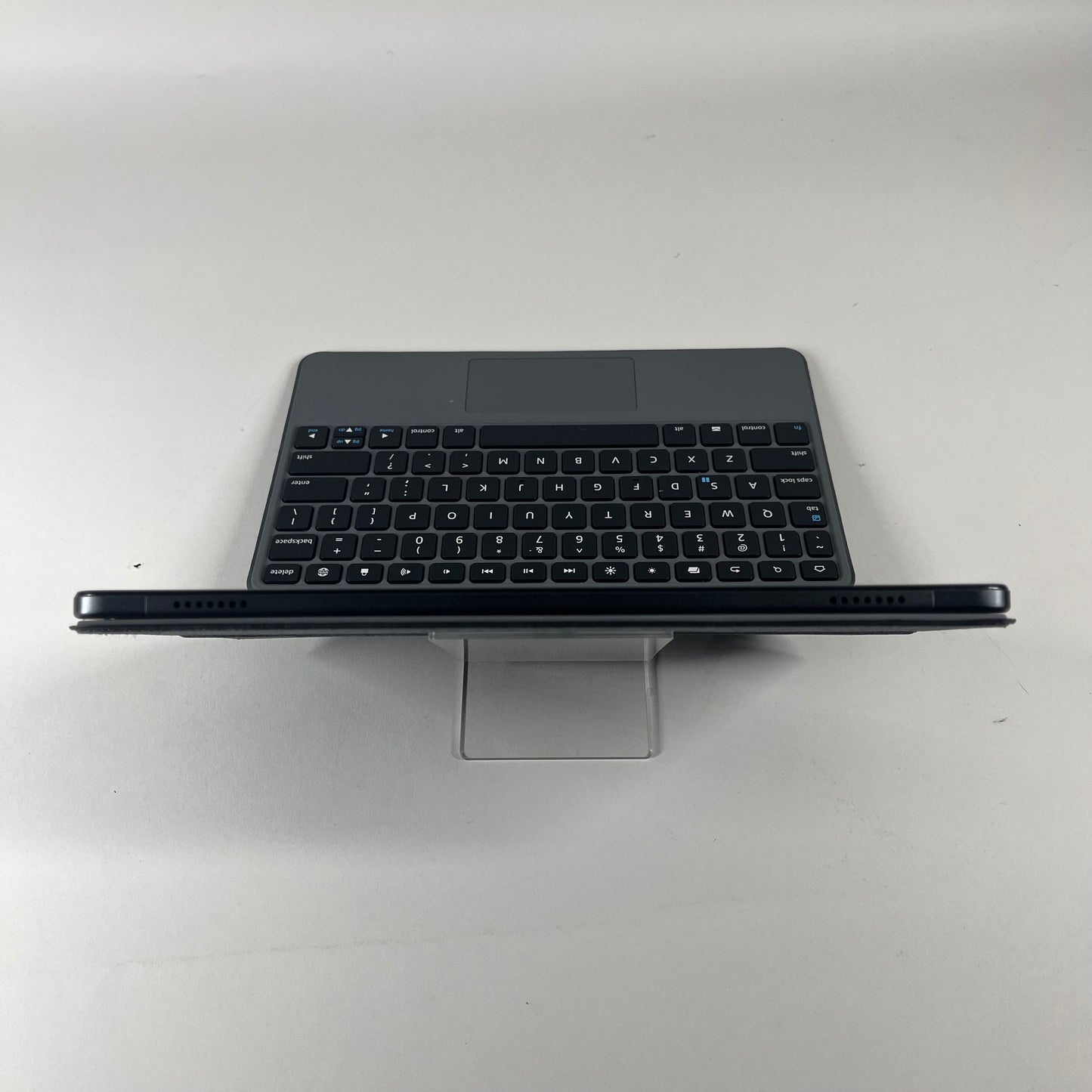 WiFi Only Amazon Kindle Fire Max 11 13th Gen 128GB Black With Keyboard Case