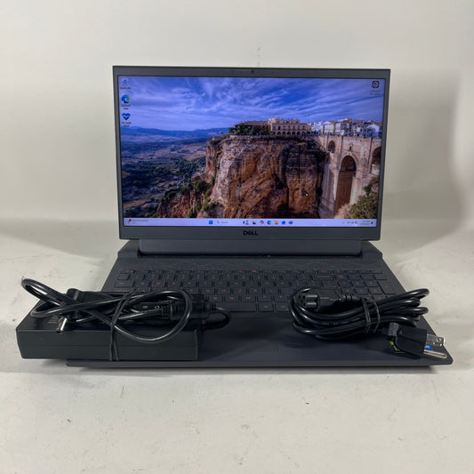 Dell G15 5511 15.6" i7-11800H 2.3GHz 16GB RAM 512GB SSD GeForce RTX 3050