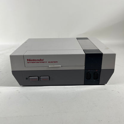 Nintendo Entertainment System NES Video Game Console NES-001 Gray