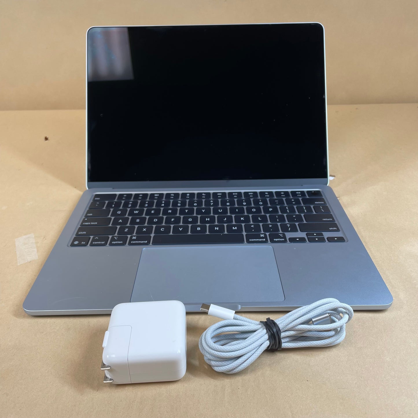 2025 Apple MacBook Air 13.6" M4 8C GPU 4.5GHz 16GB RAM 256GB SSD A3240