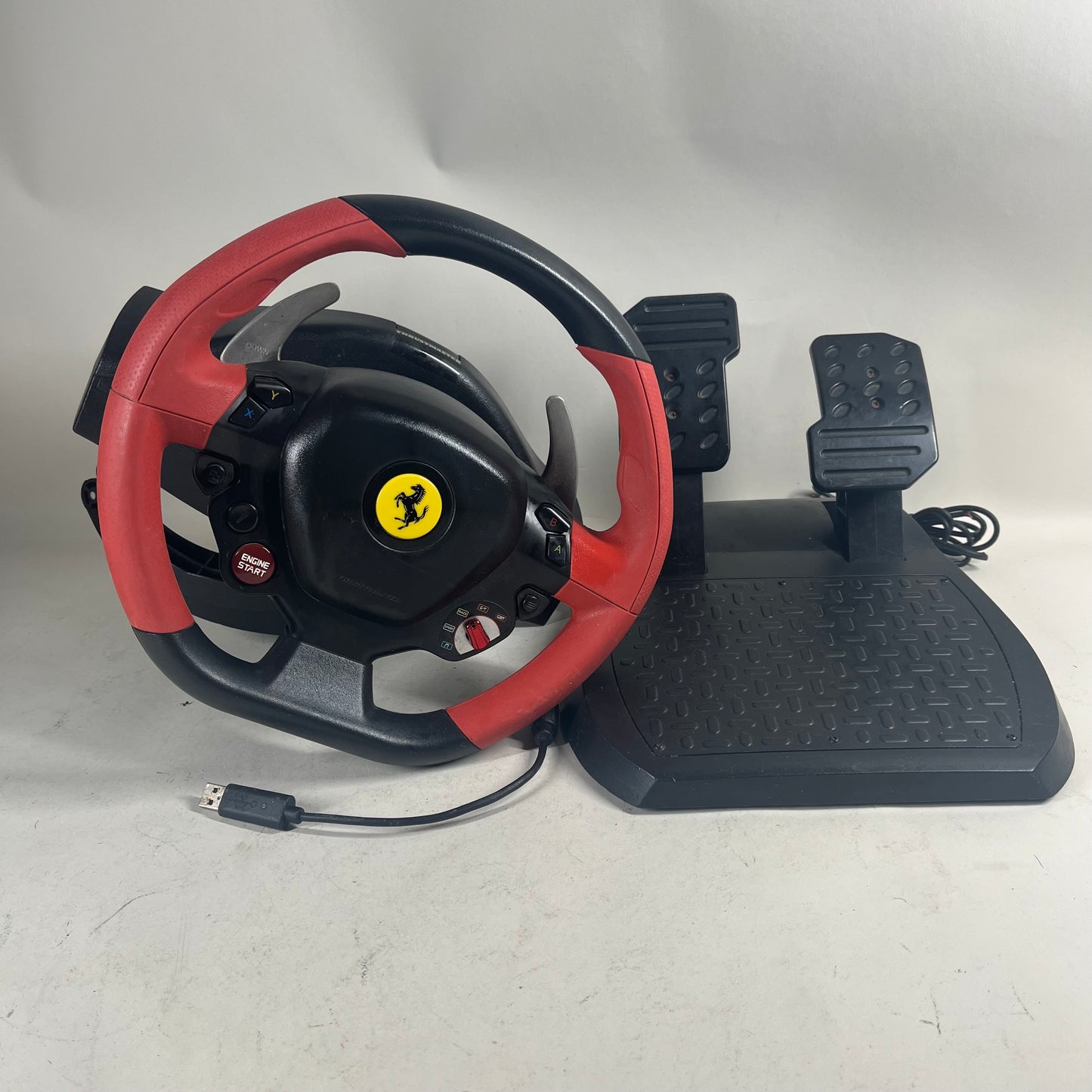 Thrustmaster Ferrari 458 Racing Wheel And Pedals