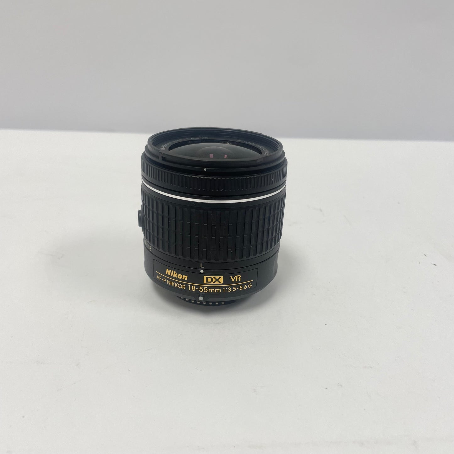 Nikon AF-P DX NIKKOR 18-55mm f/3.5-5.6 VR Auto & Manual Lens F