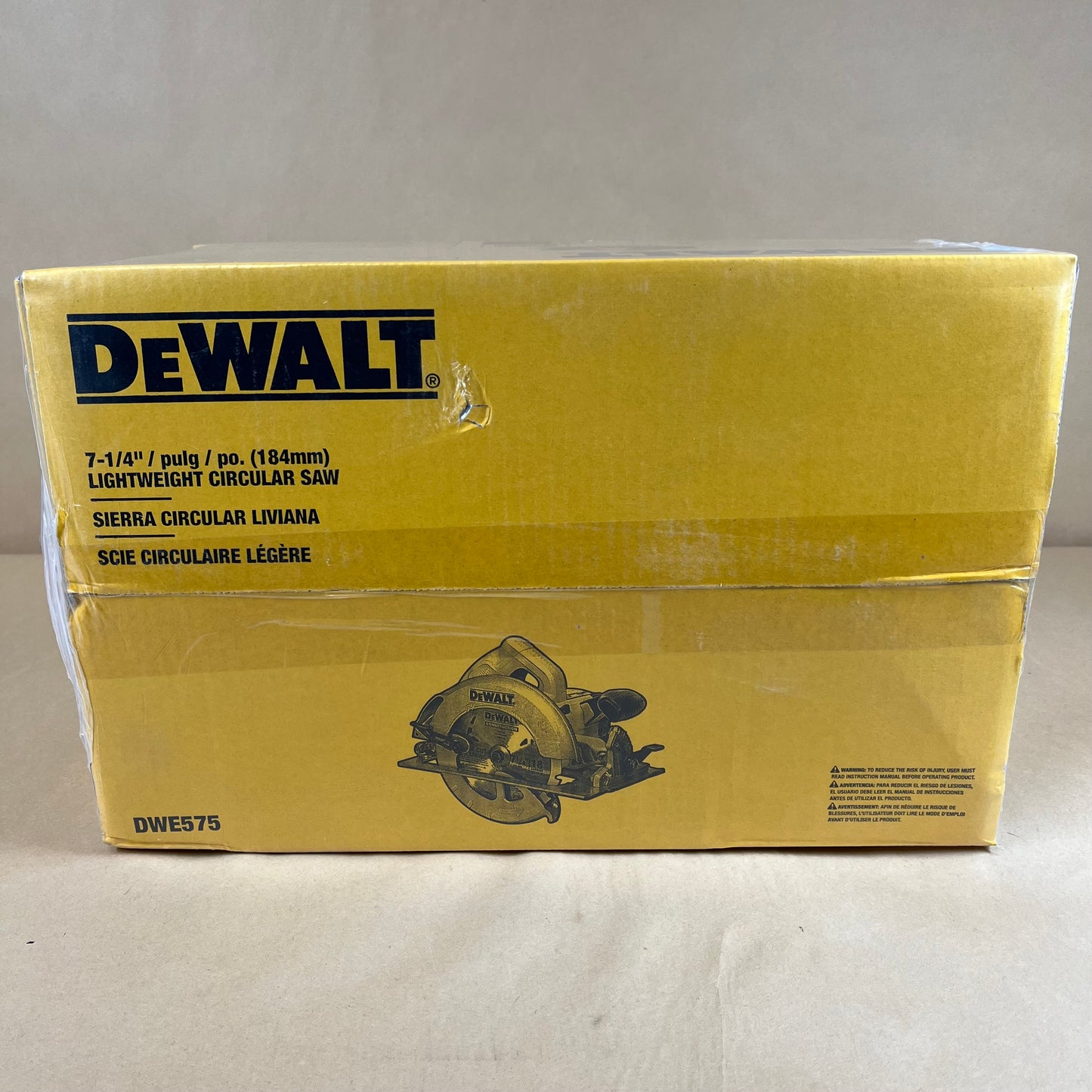 New DeWalt DWE575 15 Amp 7 1/4" Lightweight Circular Saw