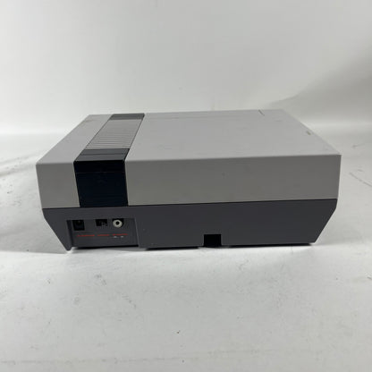 Nintendo Entertainment System NES Video Game Console NES-001 Gray
