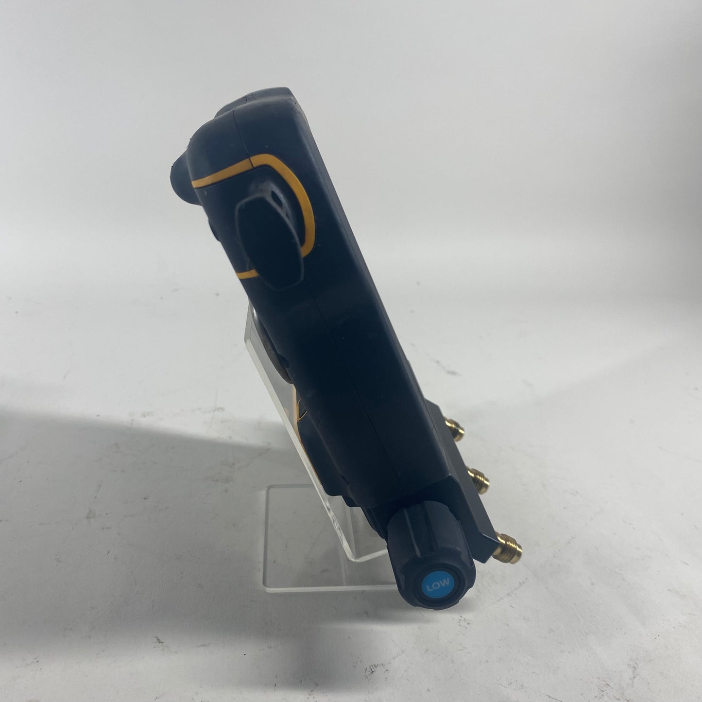 Fieldpiece SM382V Digital Refrigerant Manifold 1143