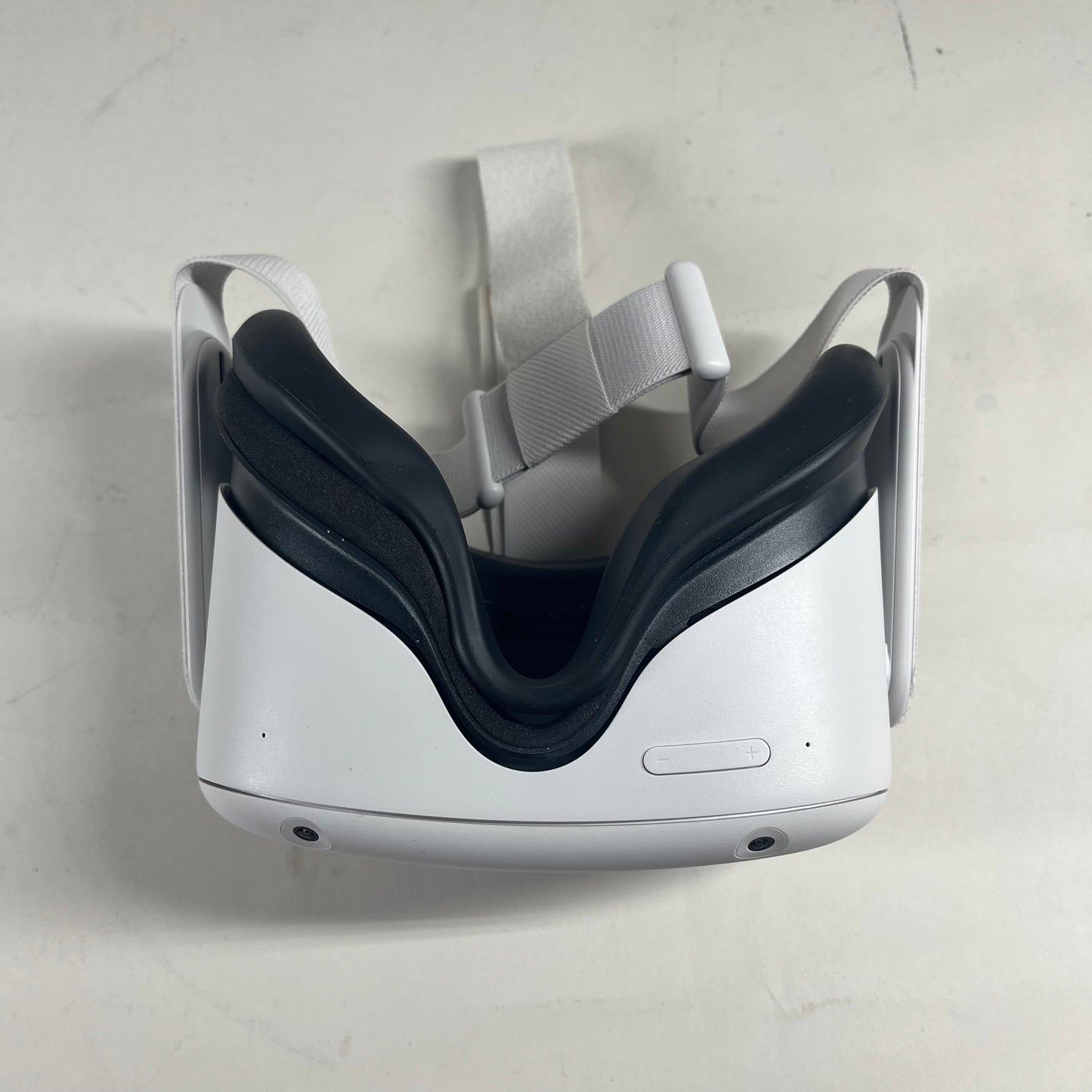 Meta Quest 2 128GB Standalone All-in-One VR Headset KW49CM