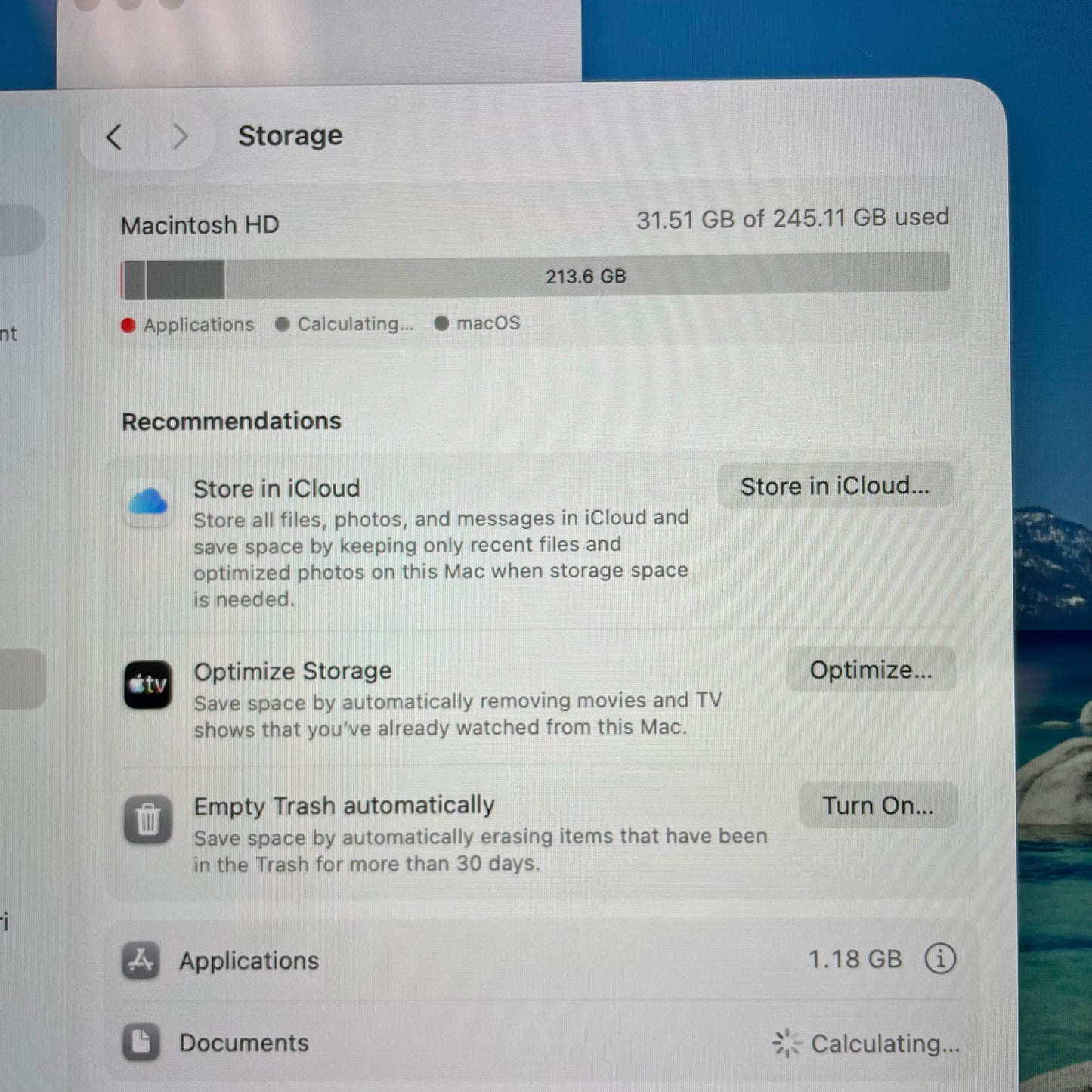 2025 Apple MacBook Air 13.6" M4 8 Core 4.5GHz 16GB RAM 256GB SSD MW123LL/A