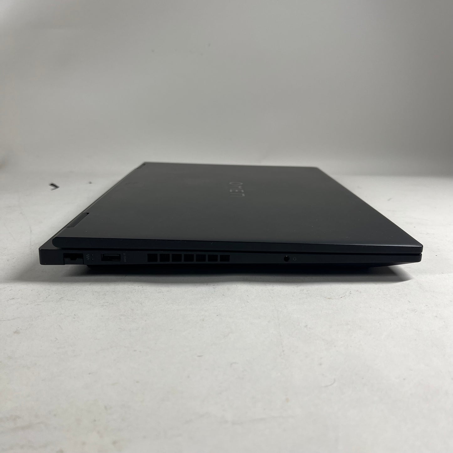 HP Omen 16-WD0073DX 16" i7-13620H 2.4GHz 16GB RAM 1TB SSD GeForce RTX 4060