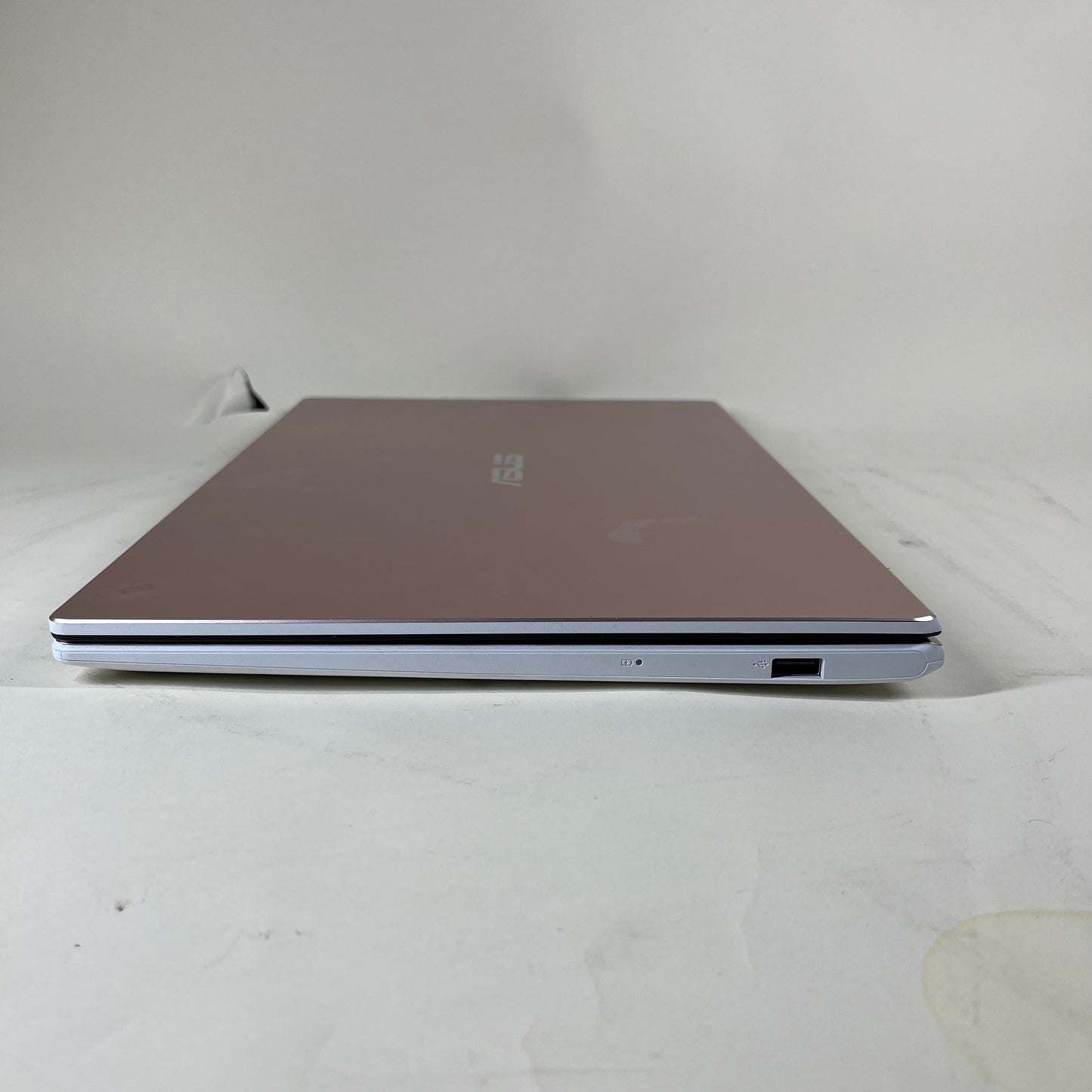 ASUS VIVOBOOK l510K 2HF0 15.6" Pentium Silver N6000 1.1GHz 4GB RAM 128GB