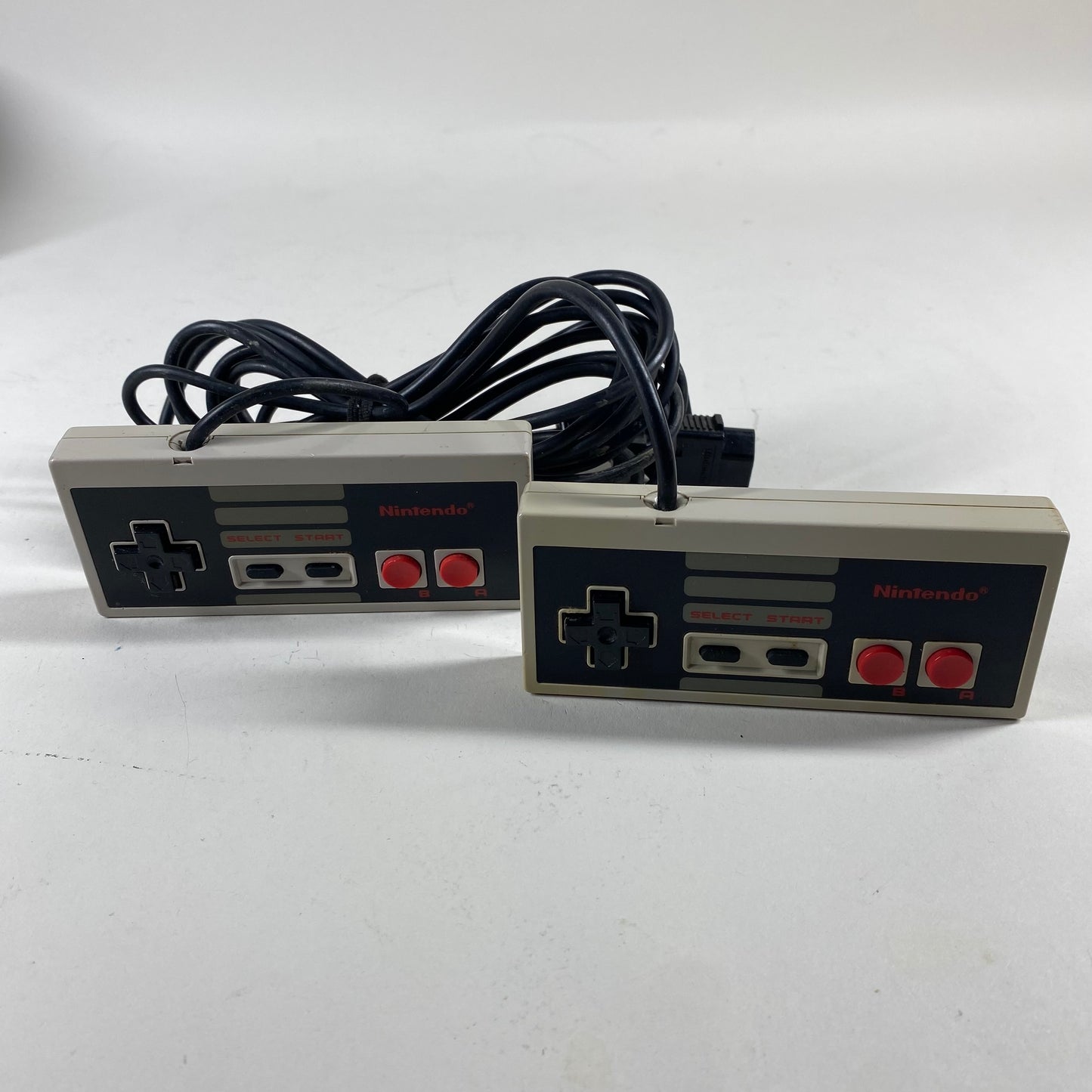 Nintendo Entertainment System NES Video Game Console NES-001 Gray