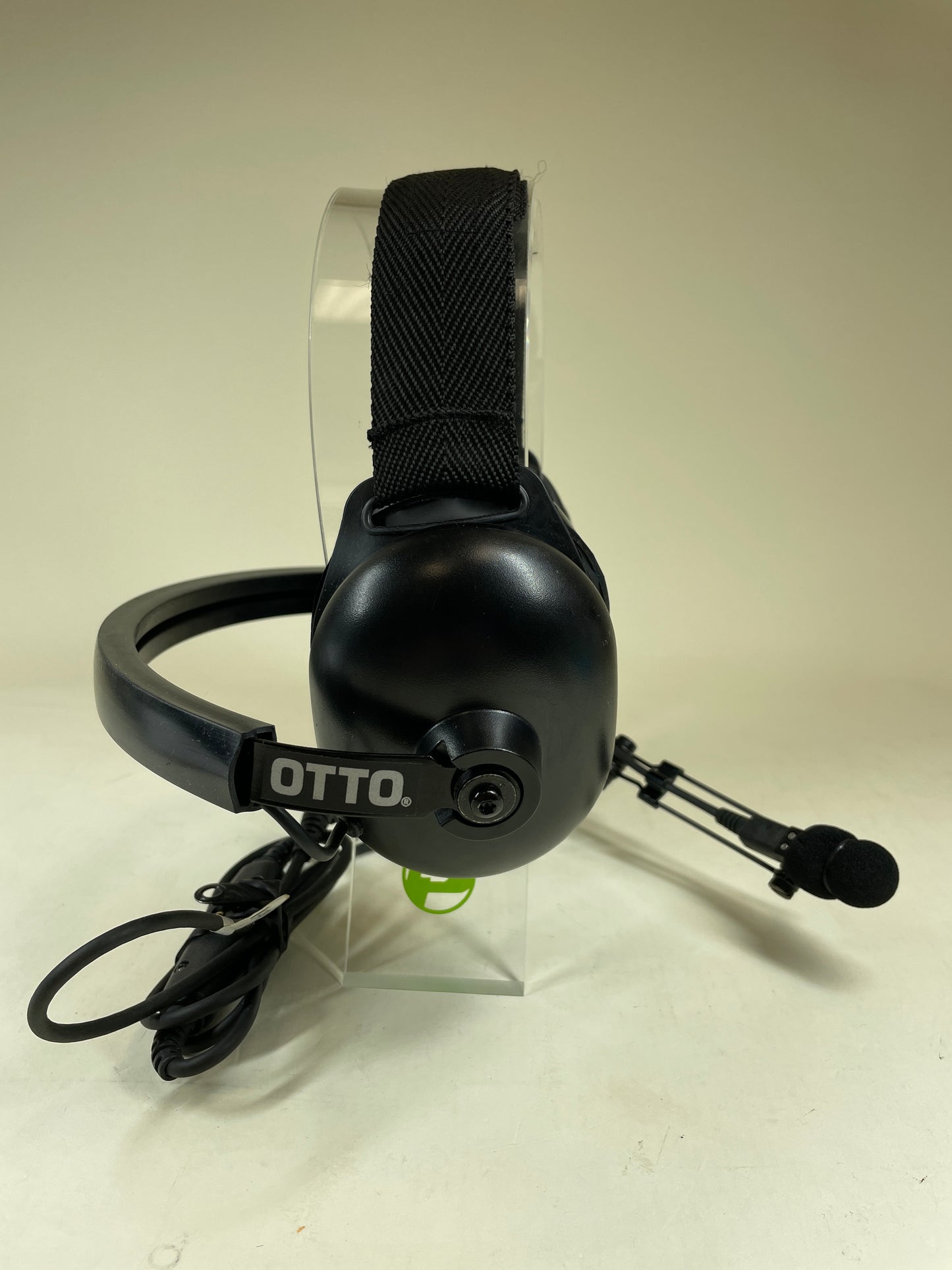 Otto v4 Lightweight Professional Headset Black