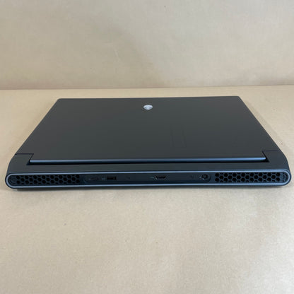 Alienware M17 R5 17" Ryzen 7 6800H 3.0GHz 16GB RAM 512GB SSD GeForce RTX 3060