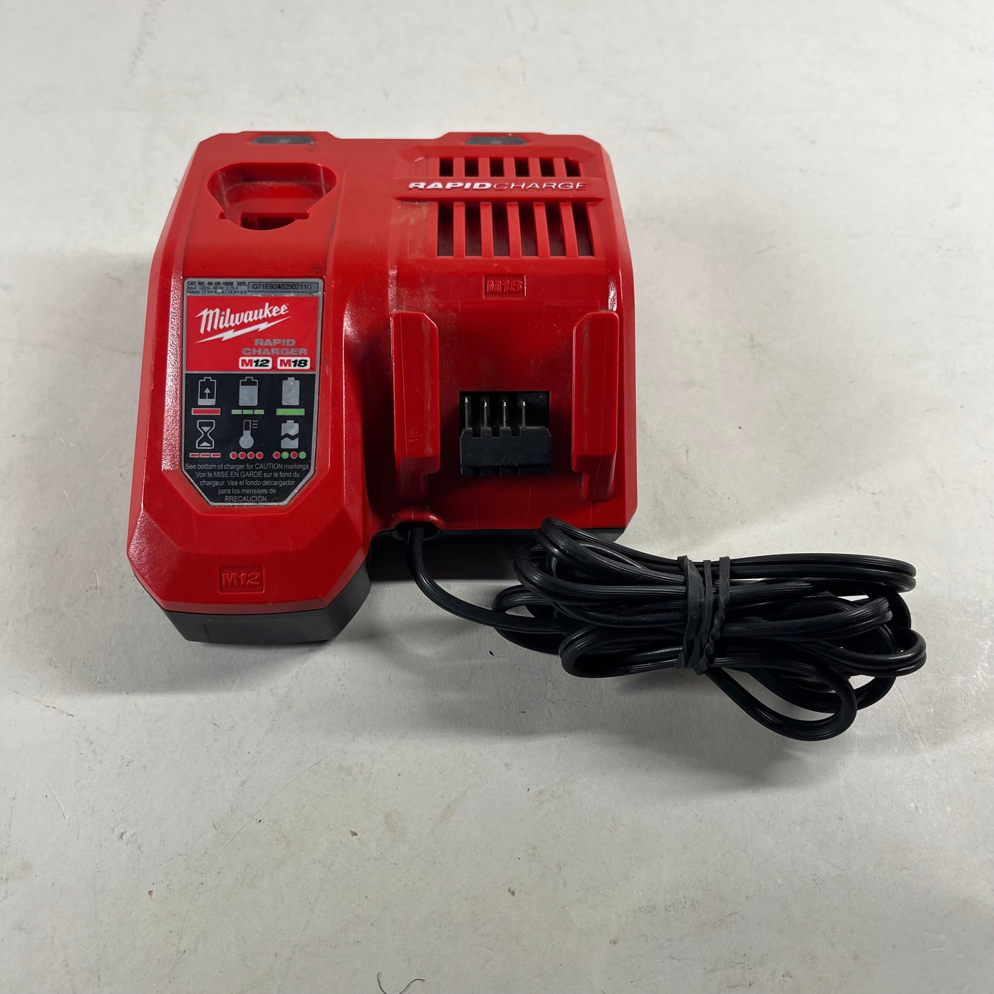Milwaukee 48-59-1808 M12, M18 120V Battery Charger