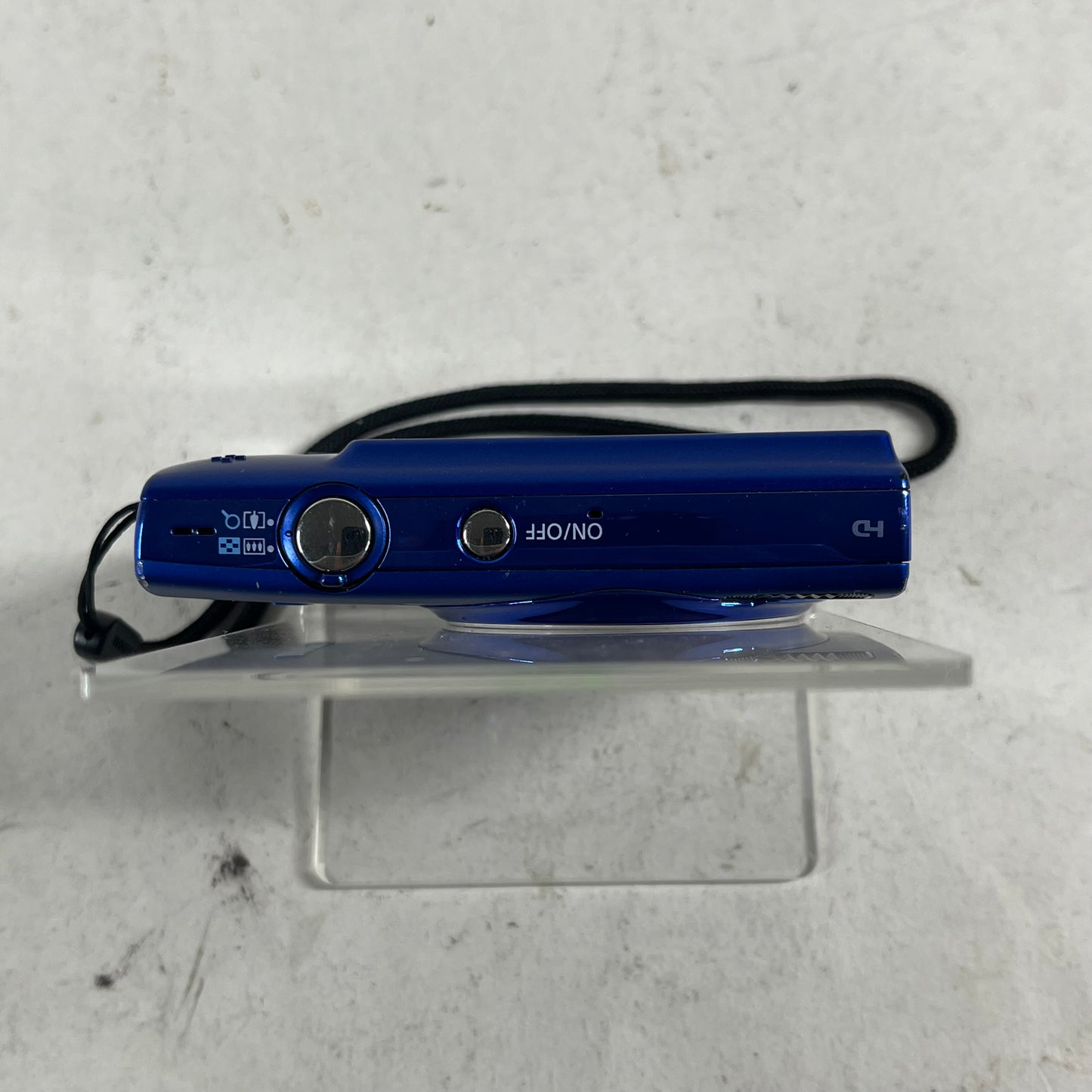 Canon Powershot ELPH 150 IS 20.0MP Compact Point And Shoot Camera