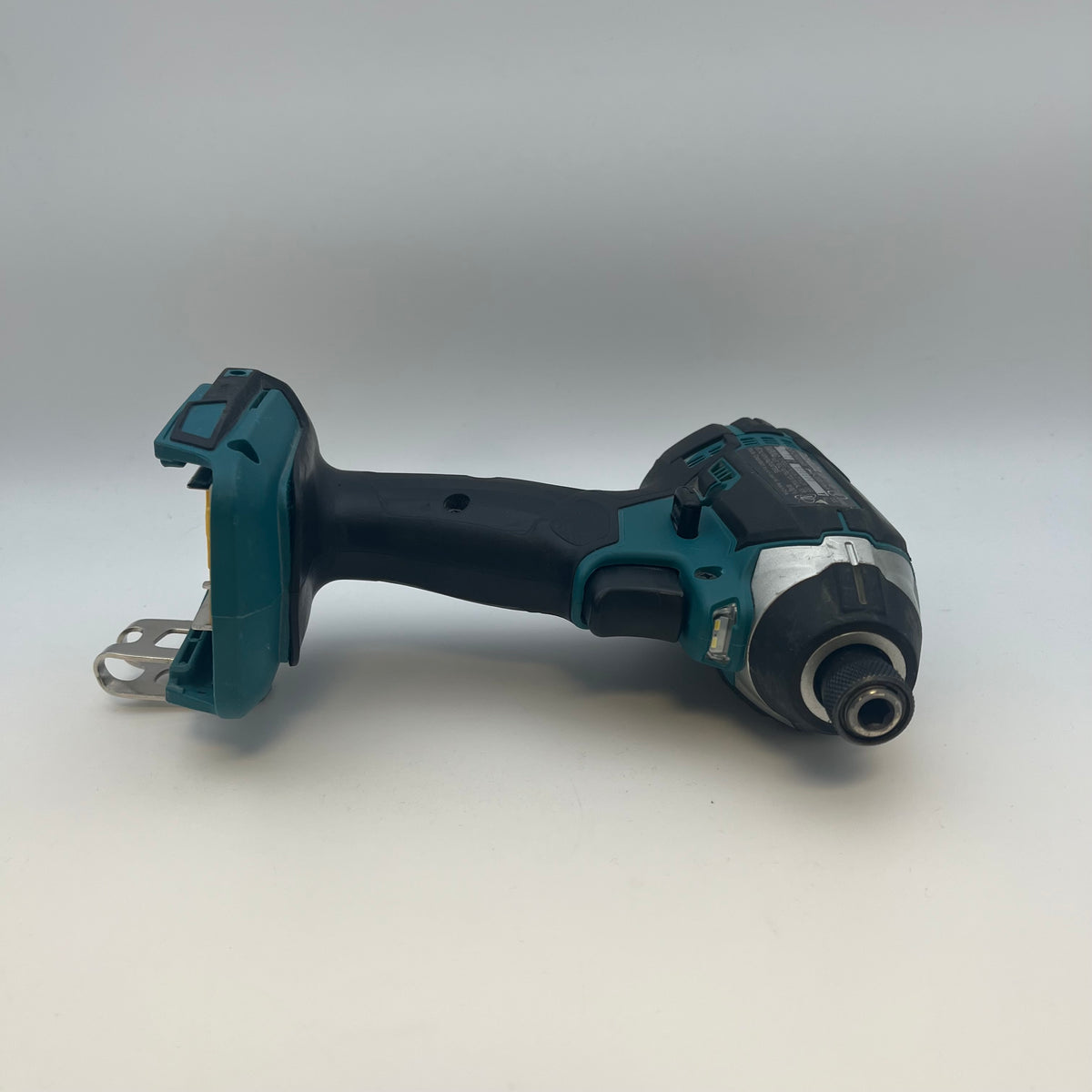 Makita XDT11 18V Compact 18V LXT Cordless 1/4-Inch Impact Driver