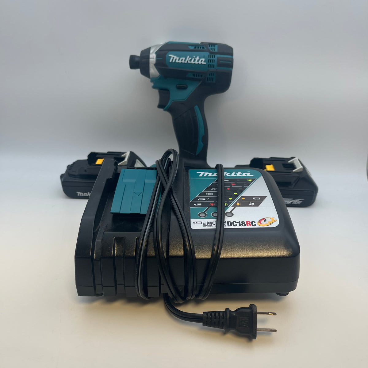 Makita XDT11 18V Compact 18V LXT Cordless 1/4-Inch Impact Driver