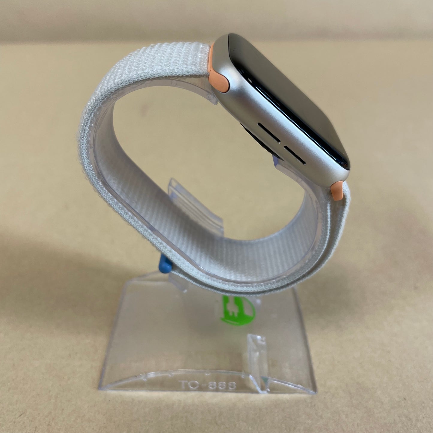 Unlocked Apple Watch SE 2nd Gen 44MM Starlight Aluminum Starlight Sport Band 