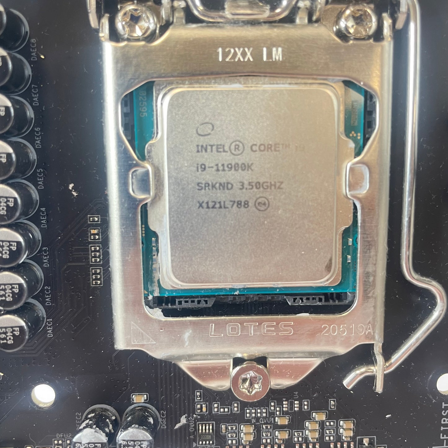 Gigabyte Z590 Vision D LGA 1200 i9 11th Gen ATX Intel 32GB RAM Motherboard Combo