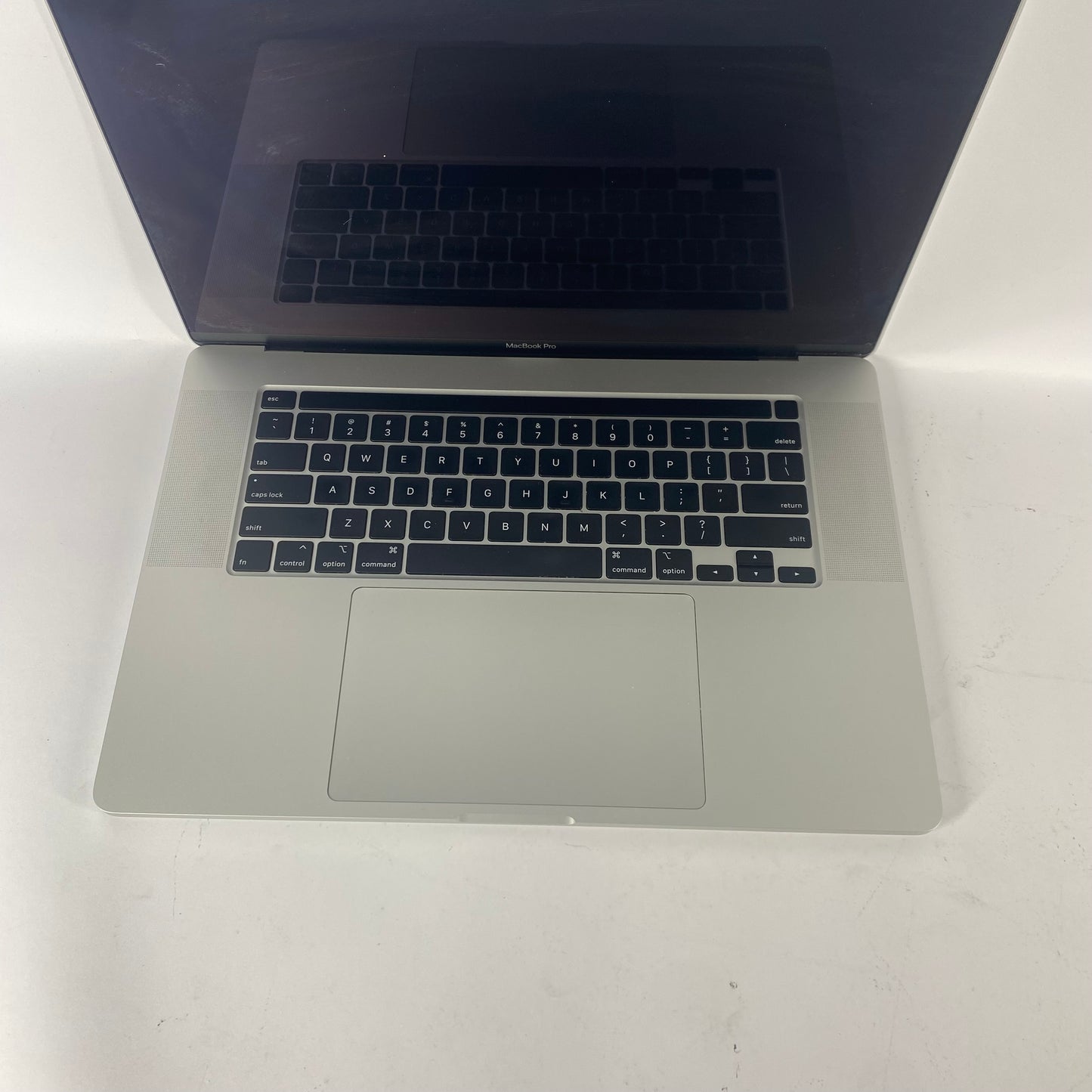 2019 Apple MacBook Pro 16" i7 2.6GHz 16GB RAM 512GB SSD Silver A2141