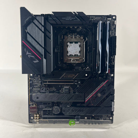 Asus ROG Strix B650E-F Gaming WiFi AM5 ATX with Ryzen 7 7800X3D 32gb DDR5 Ram