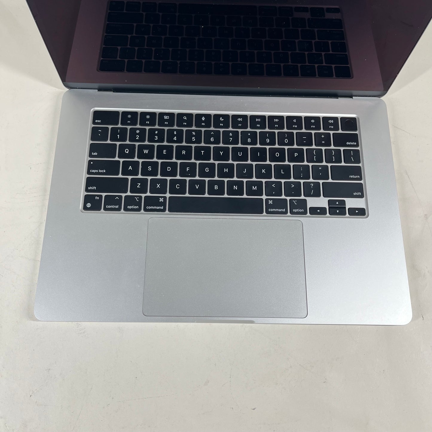 2024 Apple MacBook Air 15" M3 10C GPU 4.0GHz 24GB RAM 1TB SSD A3114