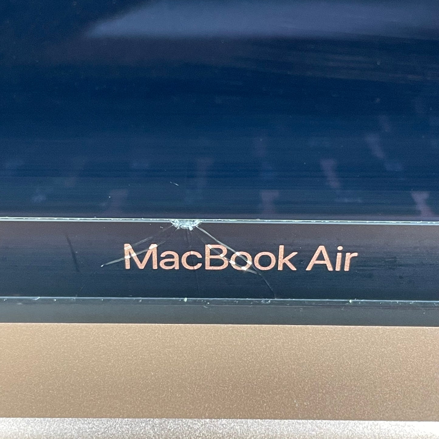 2020 Apple MacBook Air 13.3" M1 7C GPU 3.2GHz 8GB RAM 256GB SSD A2337