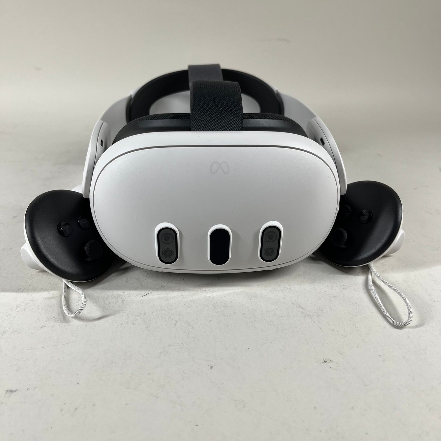 Meta Quest 3 128GB Standalone All-in-One VR Headset 53A