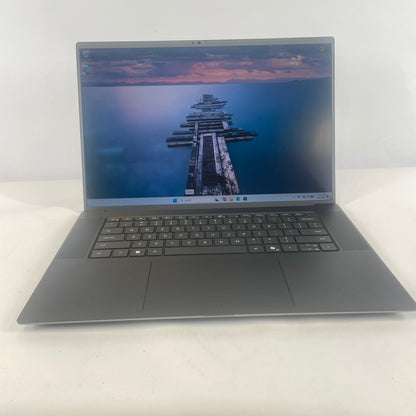 Dell Precision 5690 16" Core Ultra 7 165H 3.8GHz 32GB RAM 1TB SSD RTX 2000 Ada