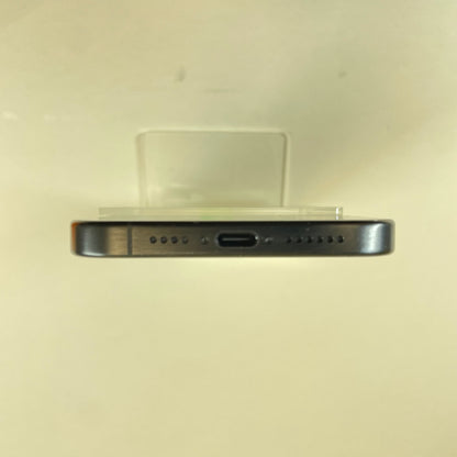 Unlocked Apple iPhone 15 Pro Max 256GB 17.6 BLACK MU663LL/A