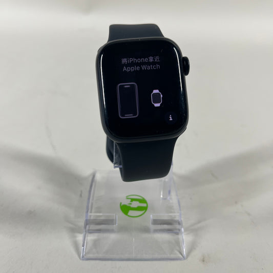 Unlocked Apple Watch Series 8 41MM Black Aluminum Black Nike Sport Band 
