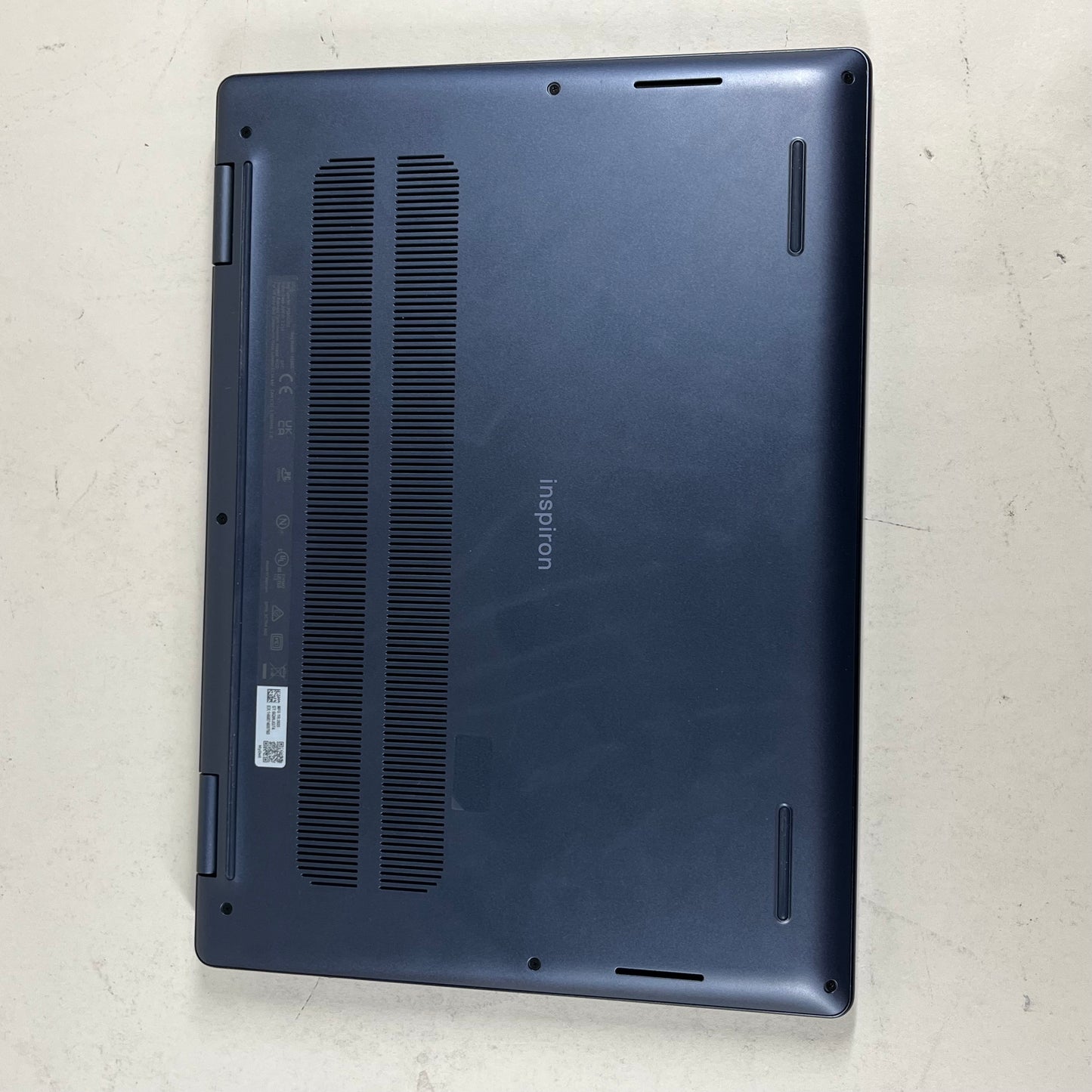 Dell Inspiron 14 7445 2-IN-1 14" Ryzen 5 8640HS 3.5GHz 8GB RAM 512GB SSD