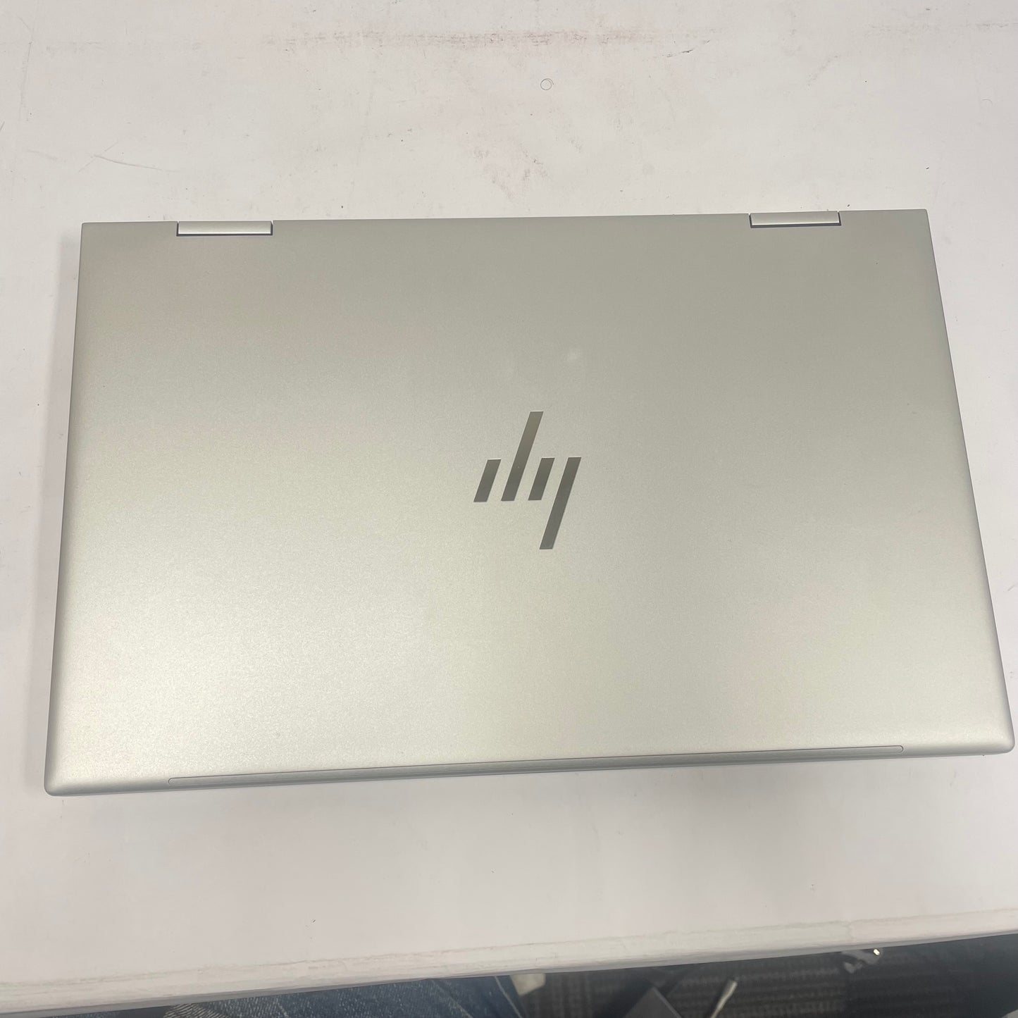 HP Envy x360 15-EW0013DX 15.6" i5-1235u 1.3GHz 8GB RAM 256GB SSD