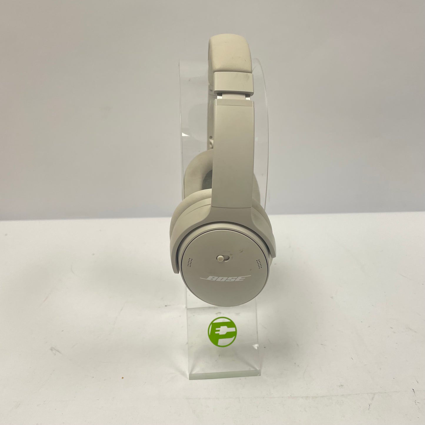 Bose QuietComfort Over-Ear Noise Cancelling Bluetooth Headphones White