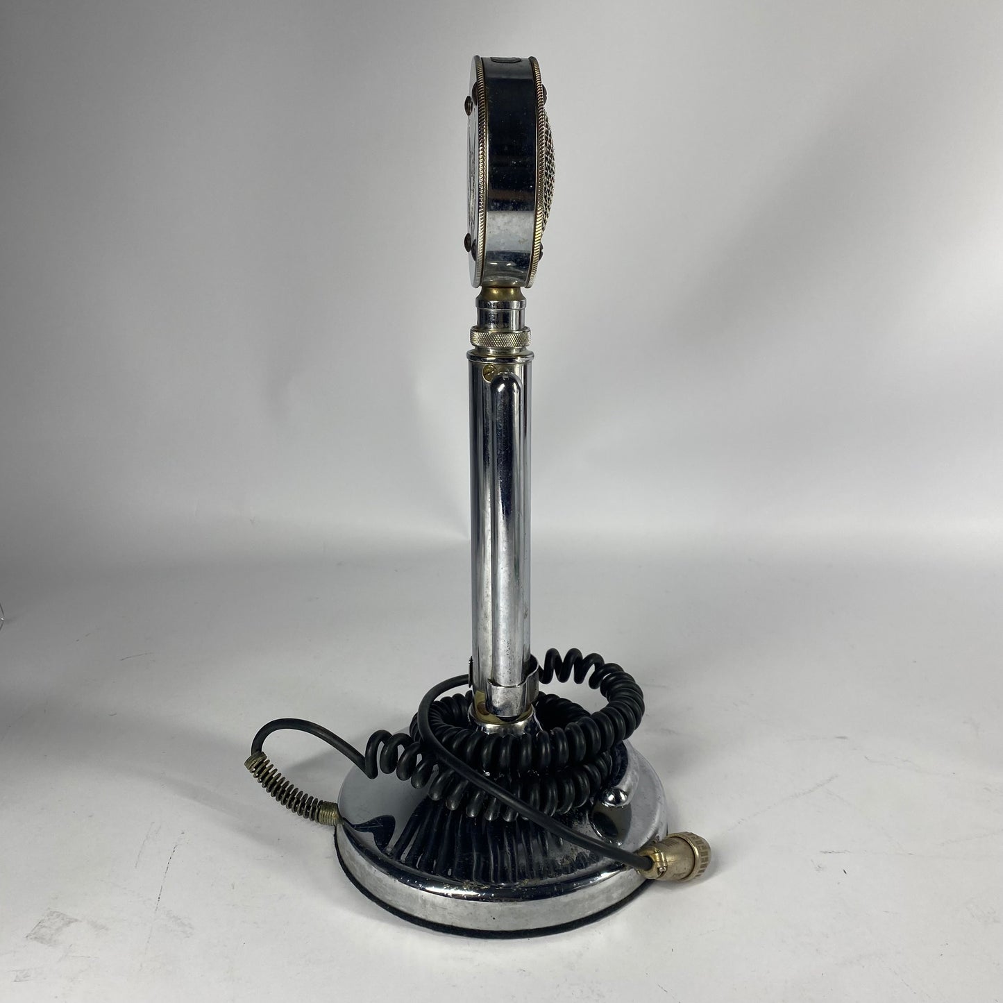 Astatic D-104 Silver Eagle Desktop Microphone  TUP9-D104SE