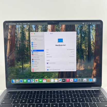 2022 Apple MacBook Air 13.6" M2 8C GPU 3.5GHz 8GB RAM 256GB SSD A2681