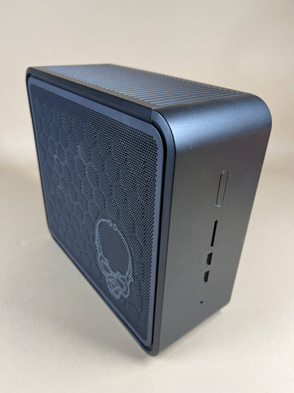 Intel Nuc 9 Extreme i7-9750H 2.60GHz 32GB RAM 2TB SSD GeForce RTX 3060