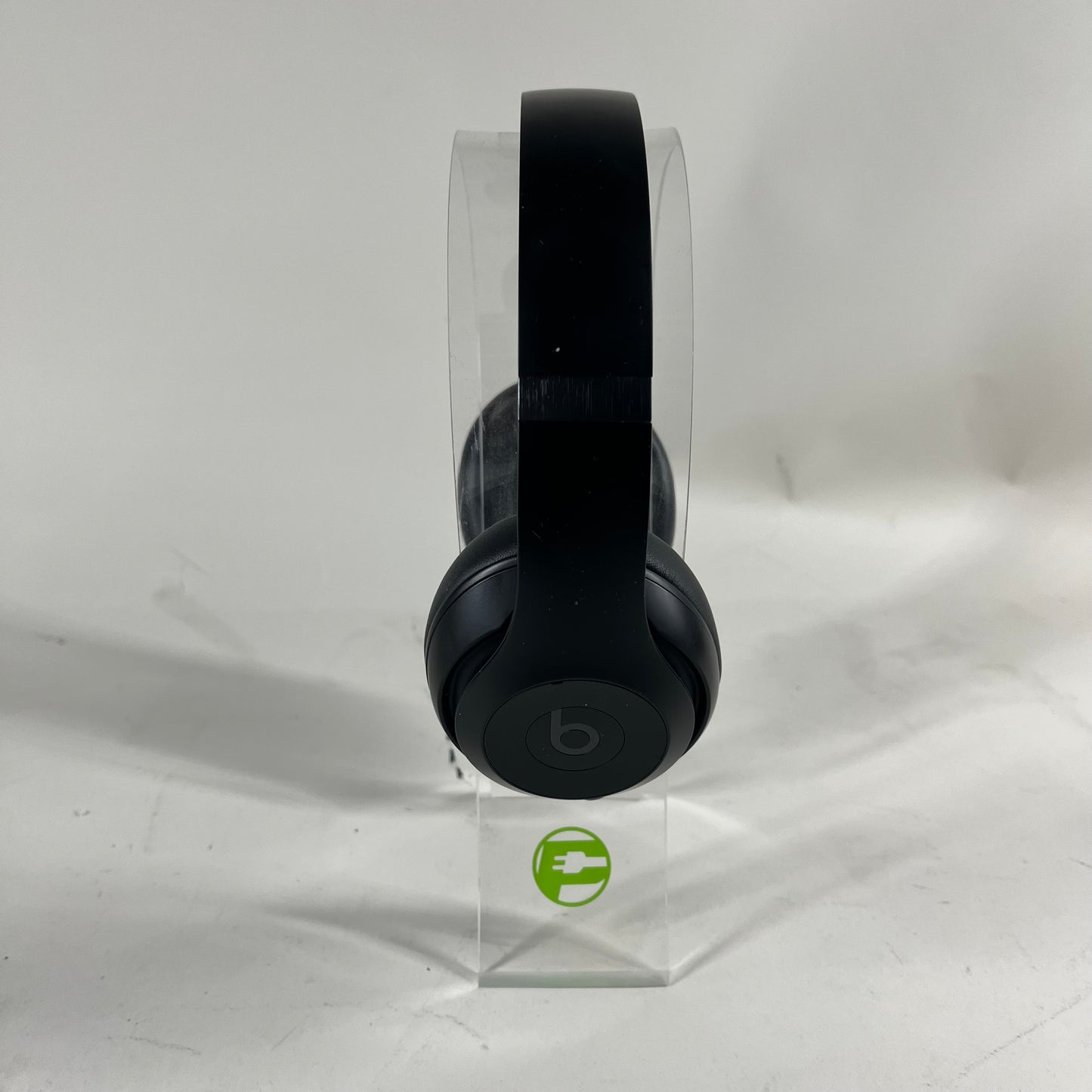 Beats Studio Pro Wireless Over-Ear Bluetooth Headphones Black A2924