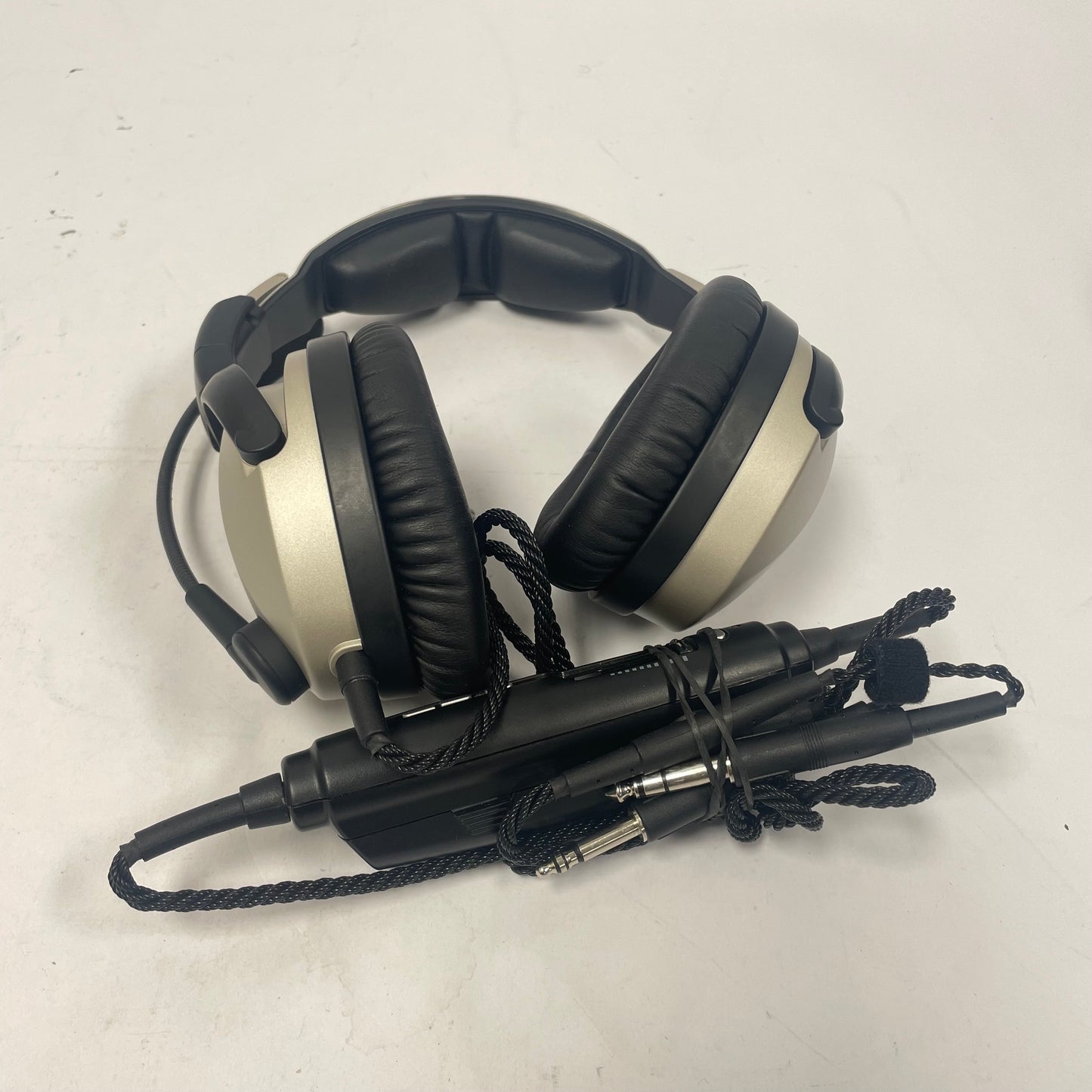 Lightspeed Zulu 3 Aviation Headset Black/Beige GA Dual Plug 4064