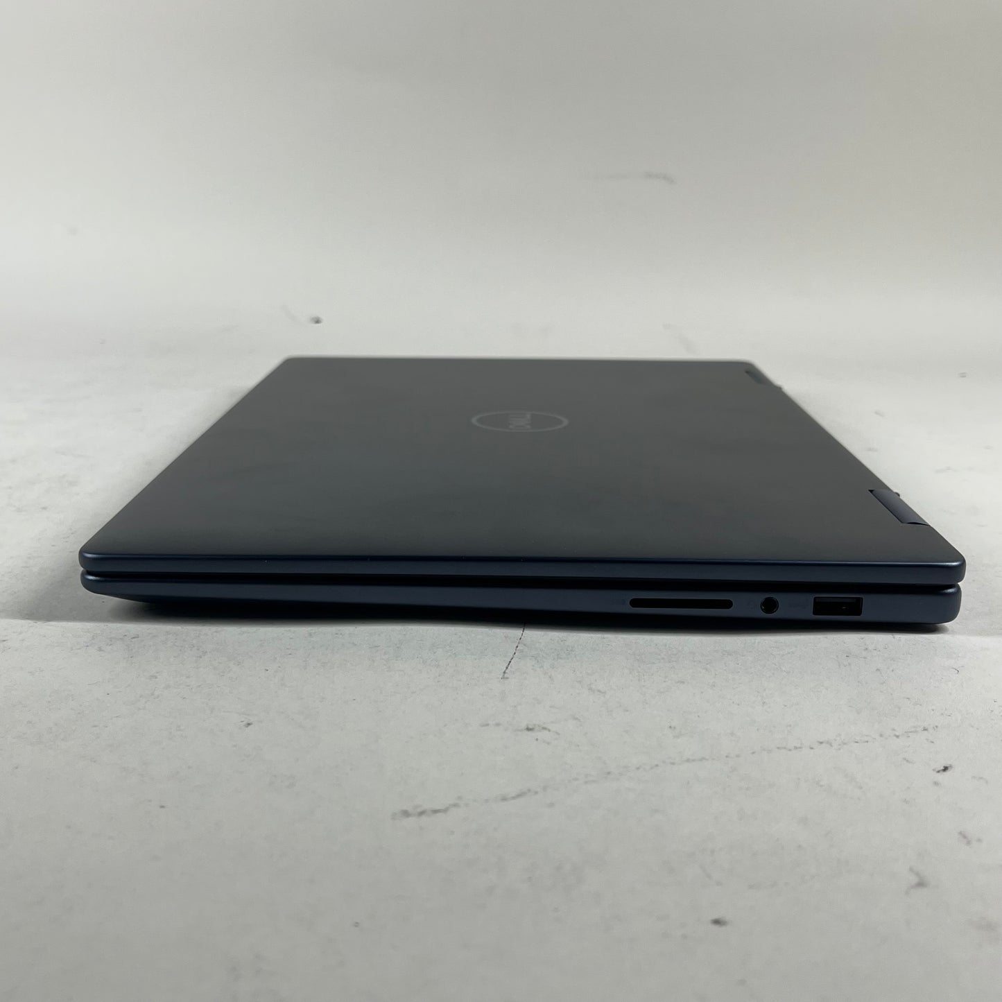 Dell Inspiron 14 7445 2-IN-1 14" Ryzen 5 8640HS 3.5GHz 8GB RAM 512GB SSD