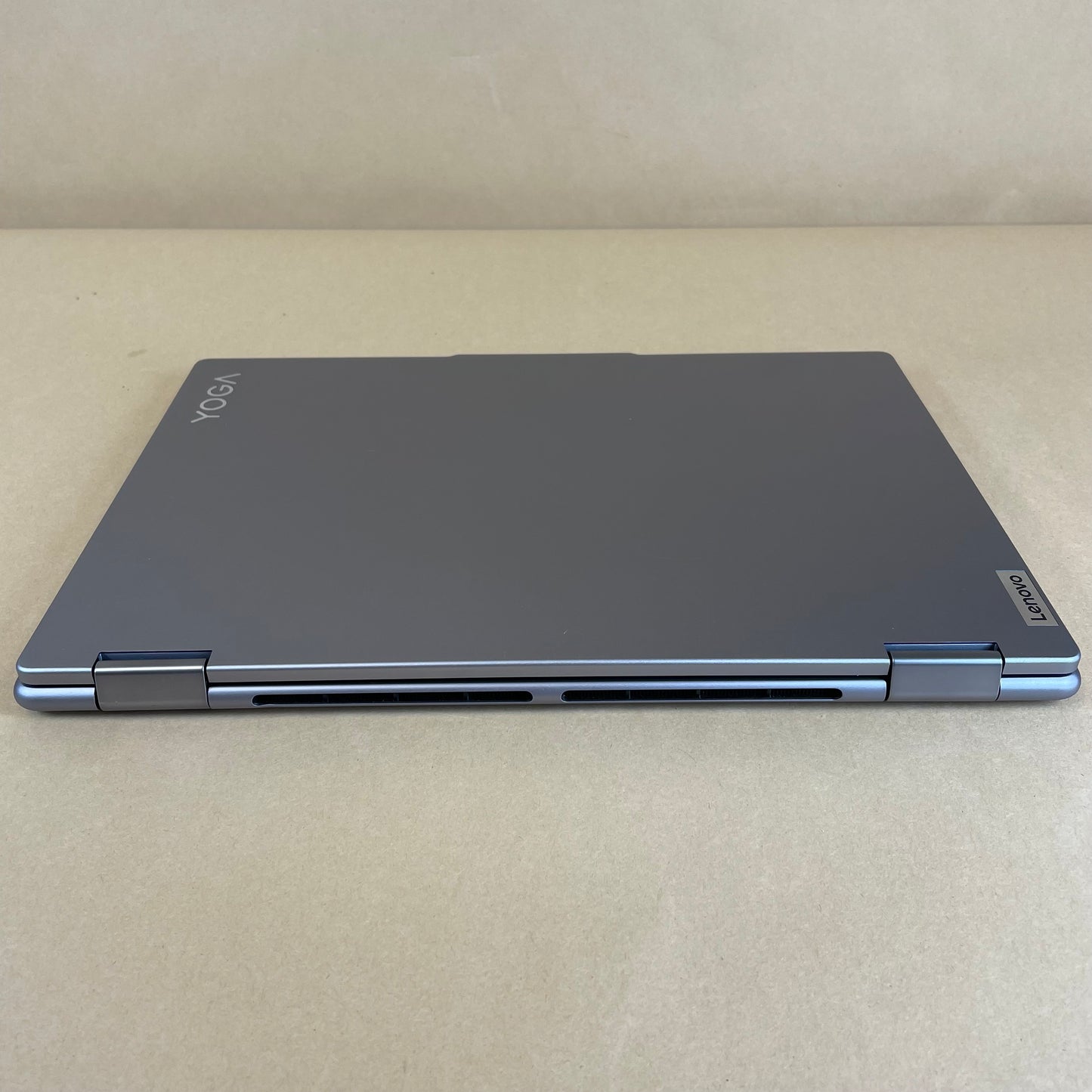 Lenovo Yoga 7 16ARP8 16" RYZEN 5 7535U 2.9GHz 8GB RAM 512GB SSD
