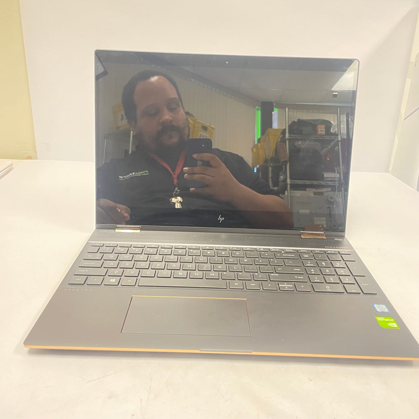 HP Spectre x360 15-CH011DX 15.6" i7-8550U 2.0GHz 16GB RAM 512GB SSD