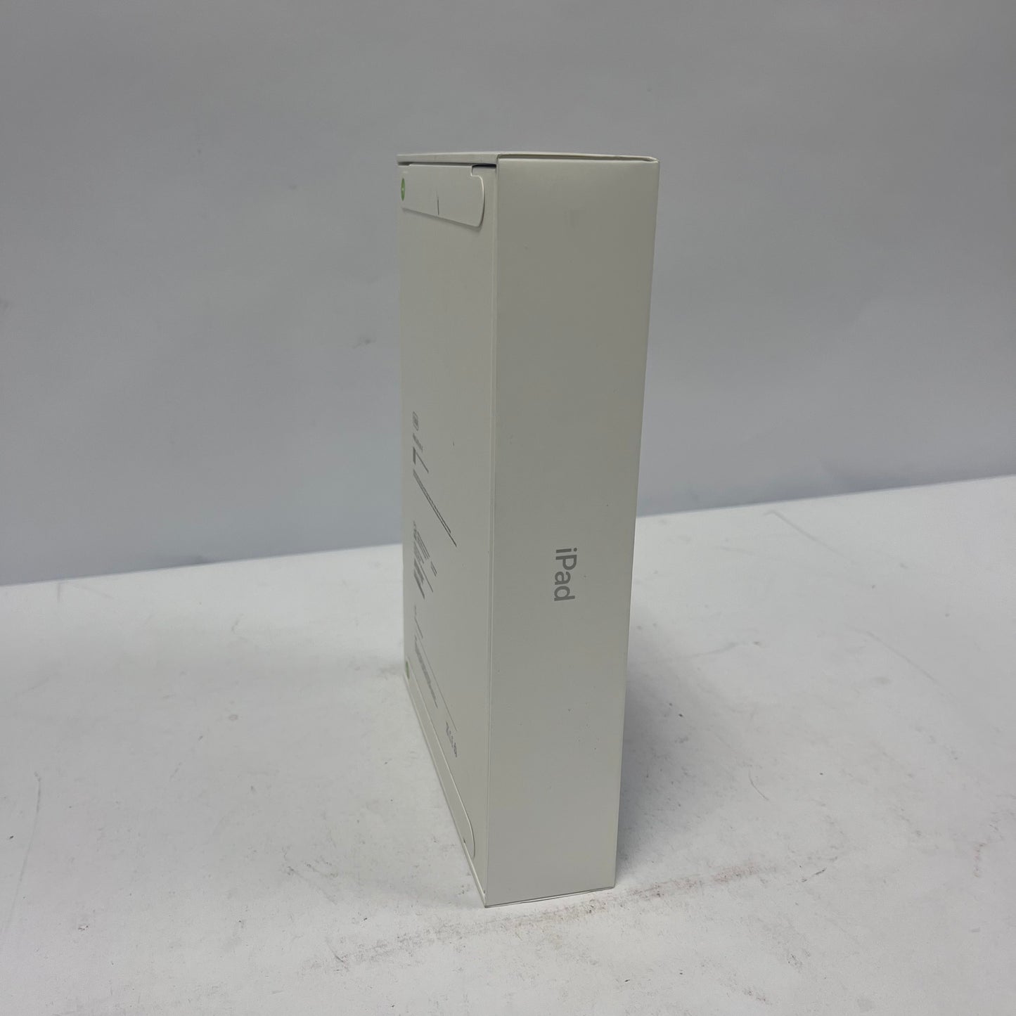 New WiFi Only Apple iPad 11" (A16) 128GB Silver MD3Y4LL/A