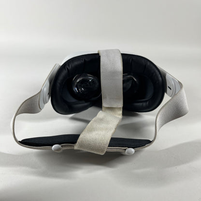 Meta Quest 2 128GB Standalone All-in-One VR Headset KW49CM