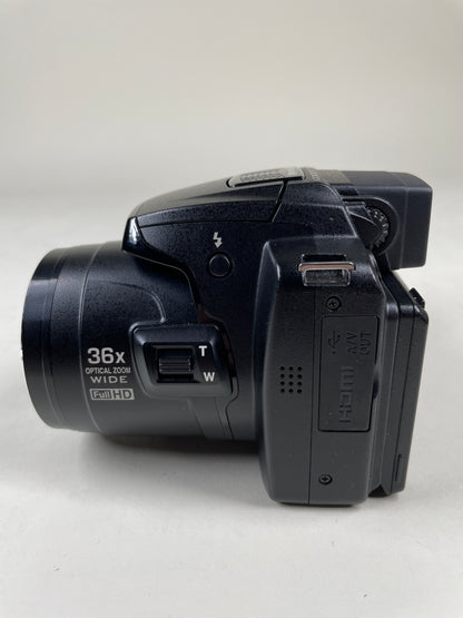 Nikon COOLPIX P500 12.0MP Digital Point And Shoot Camera