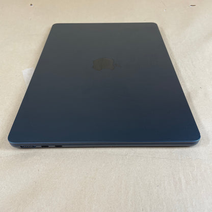 2025 Apple MacBook Air 13.6" M4 8 Core 4.5GHz 16GB RAM 256GB SSD MW123LL/A