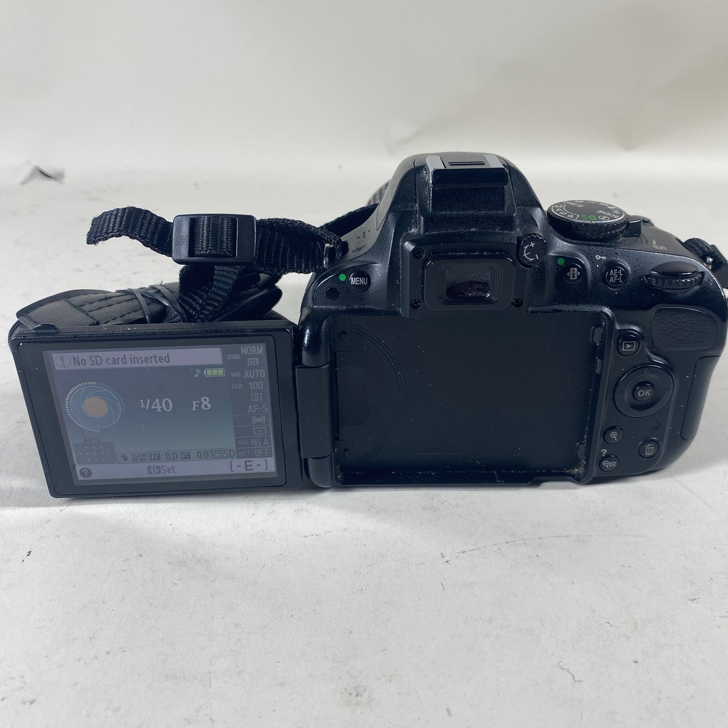 Nikon D5100 16.2MP DSLR Camera Lens Combo
