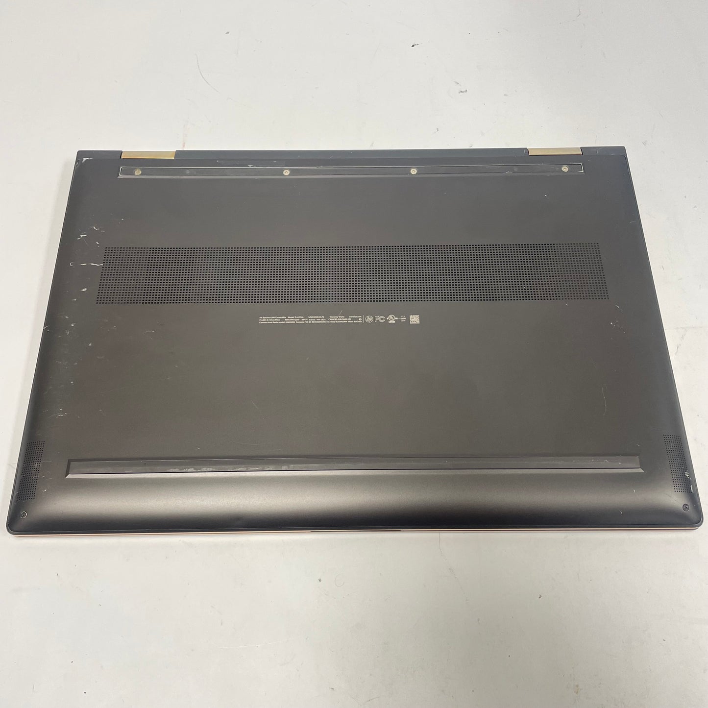 HP Spectre x360 15-CH011DX 15.6" i7-8550U 2.0GHz 16GB RAM 512GB SSD
