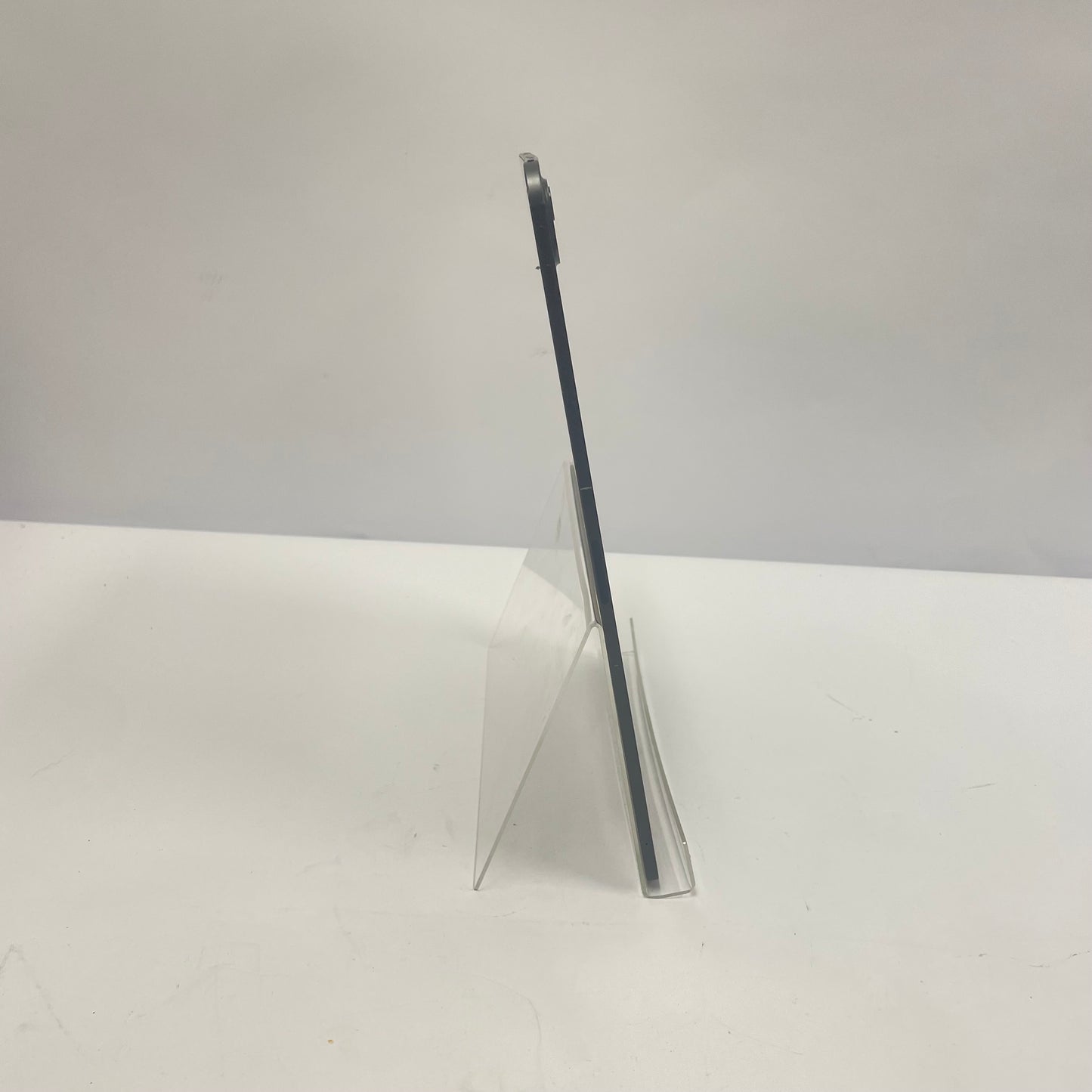 WiFi Only Apple iPad Pro 13" M4 256GB Space Black MVX23LL/A
